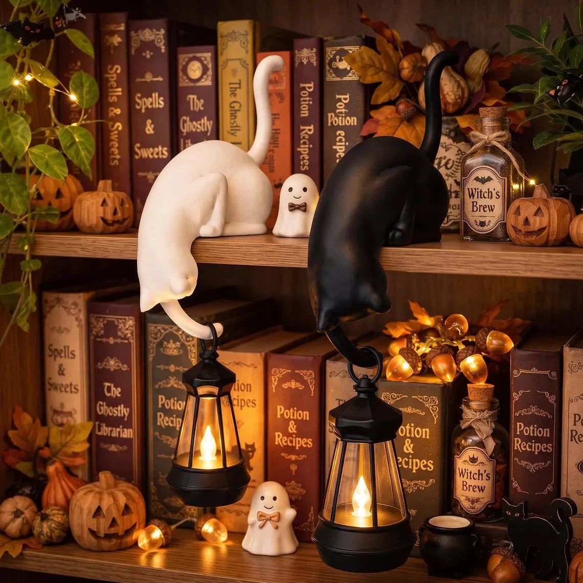 🐈‍Cute cat figurine for your bookshelf with an LED light – A cute decoration for your bookshelf and a handy key hoo