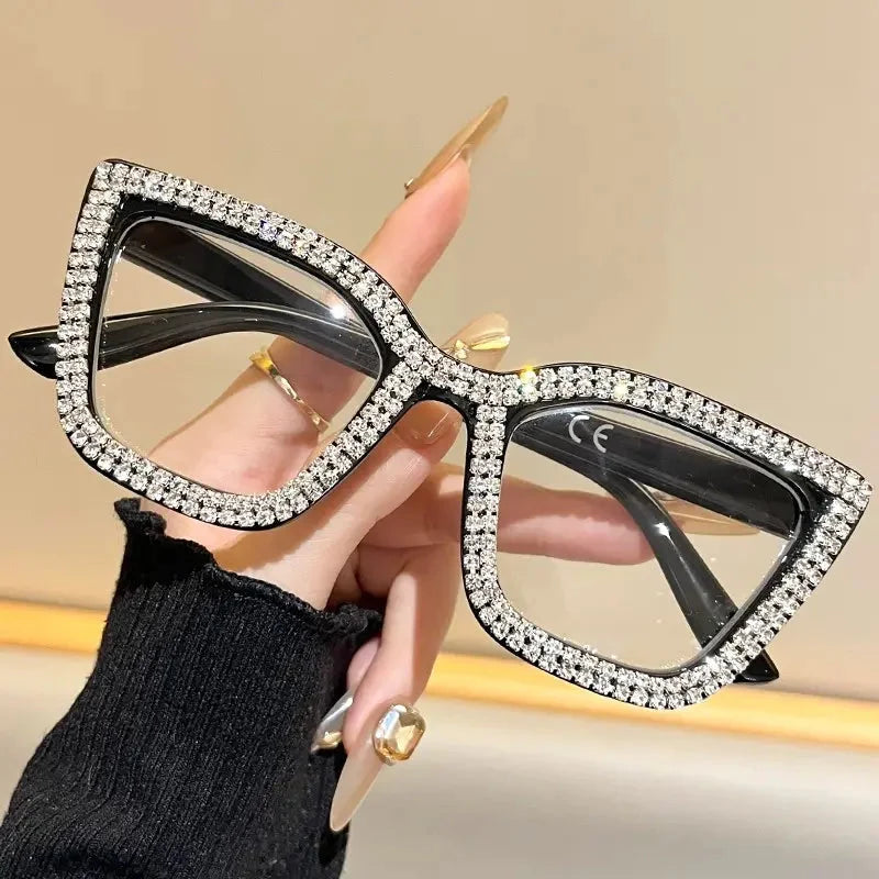 Cat-eye reading glasses with blue light protection