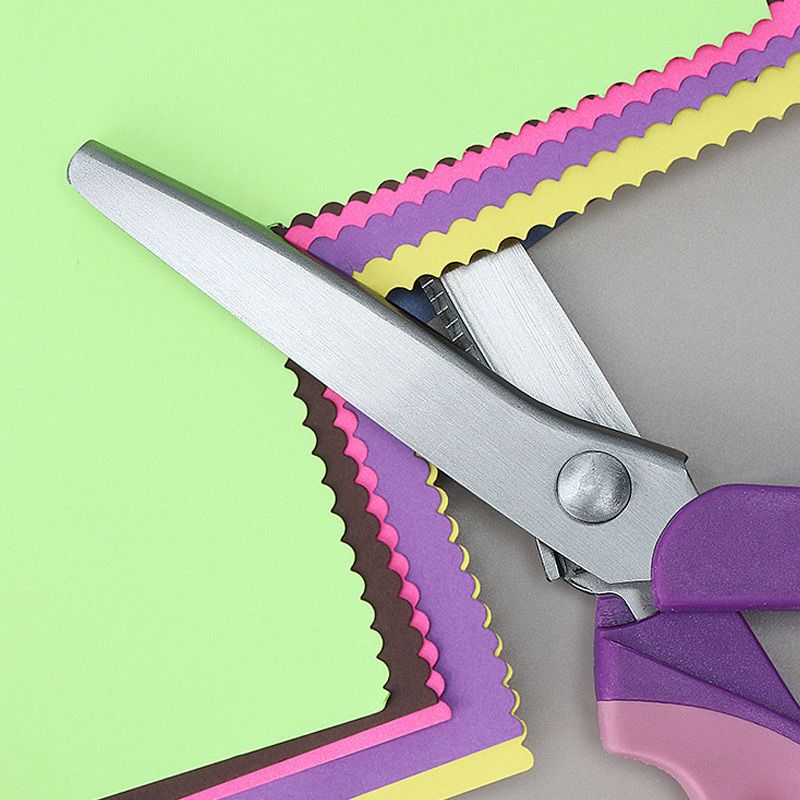 ✂️Versatile serrated scissor