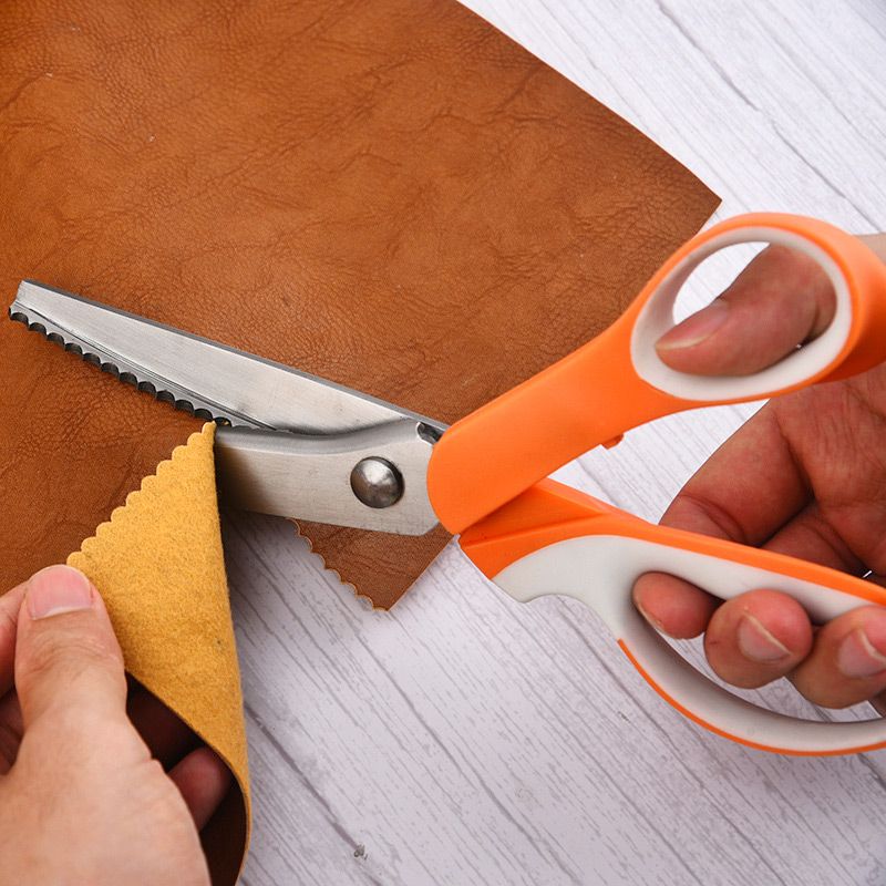 ✂️Versatile serrated scissor